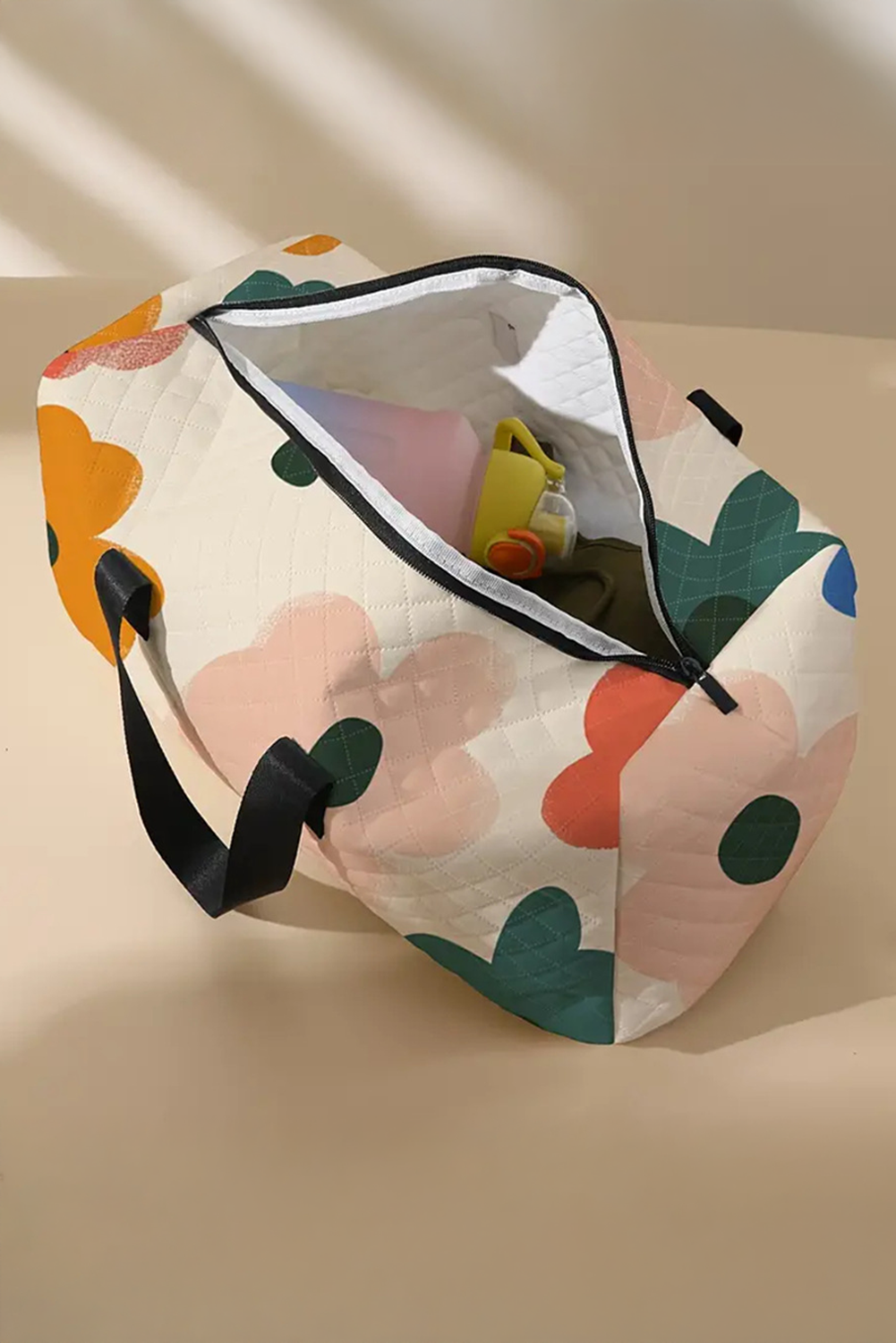 White Floral Quilted Tote Bag - HieuLuxe