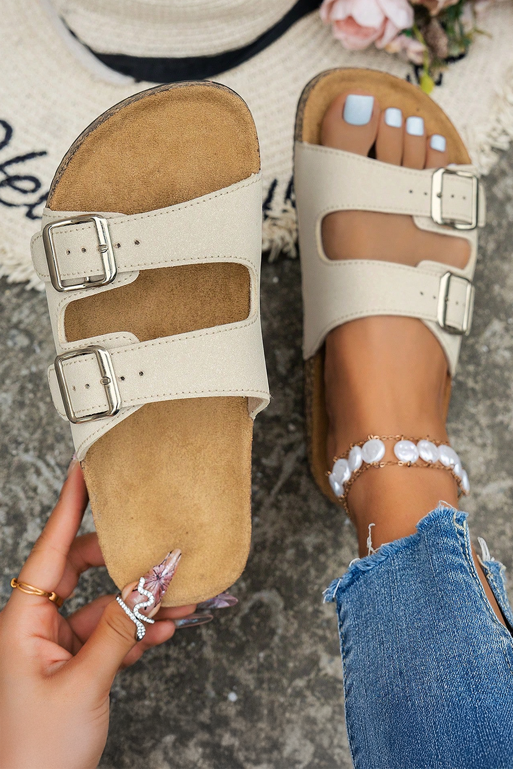 White Vintage Double Buckle Comfortable Slippers - HieuLuxe