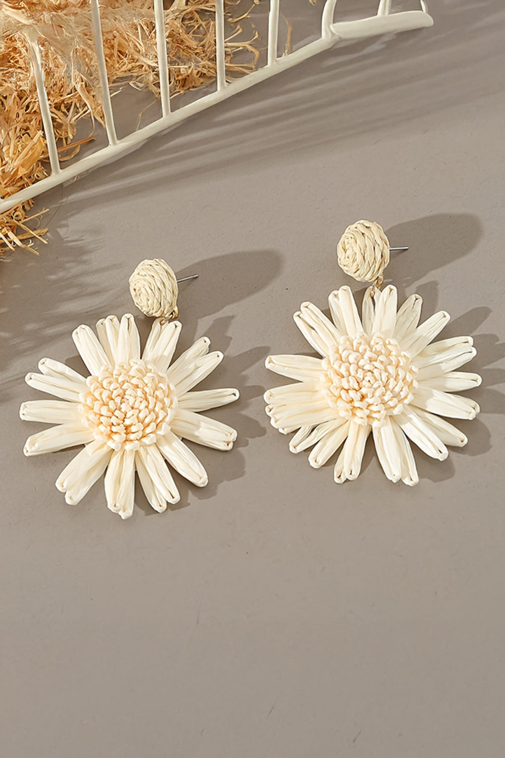 White Boho Flower Drop Earrings - HieuLuxe