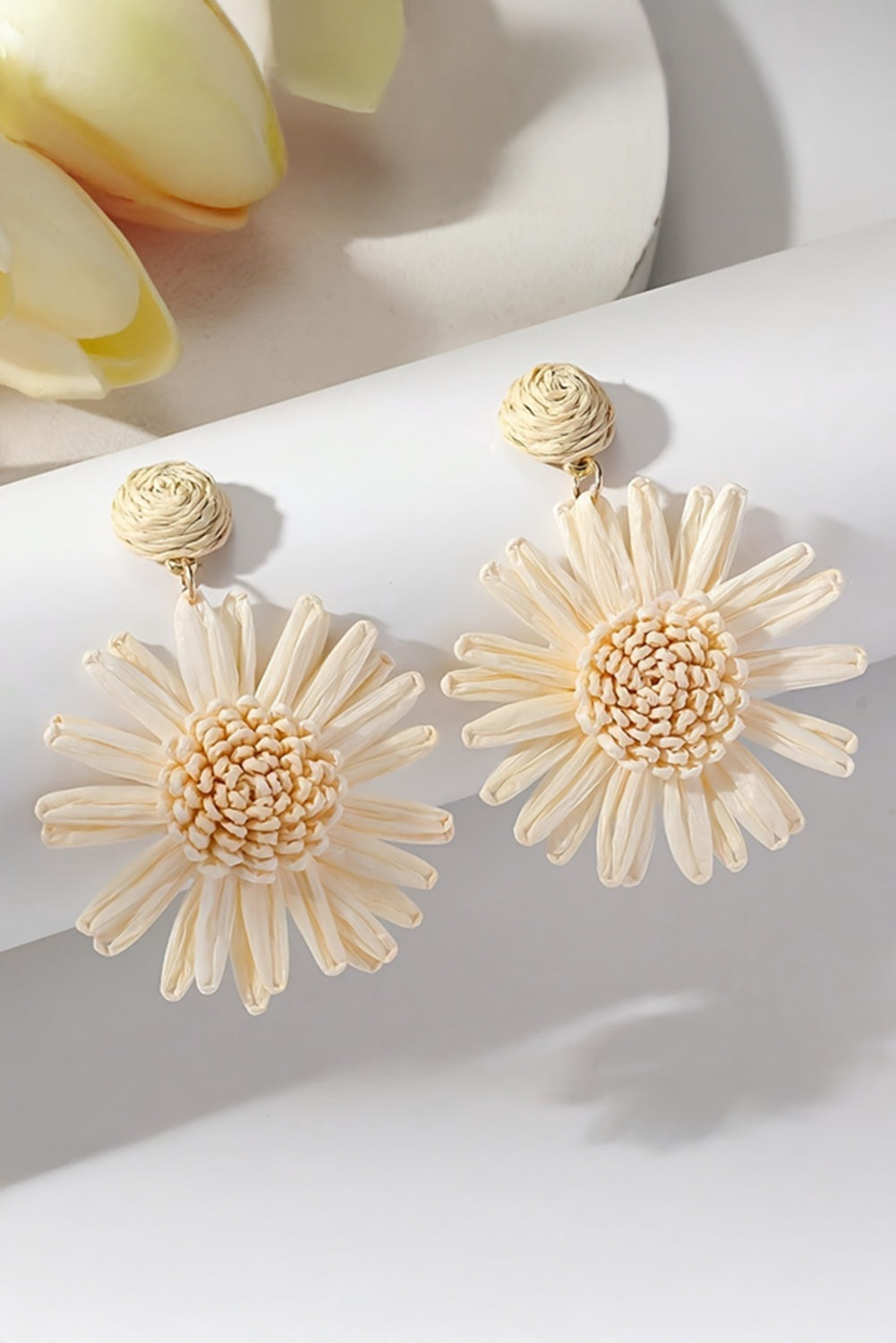 White Boho Flower Drop Earrings - HieuLuxe