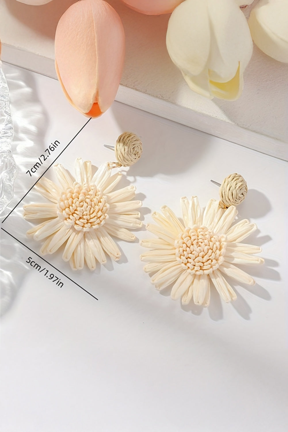 White Boho Flower Drop Earrings - HieuLuxe